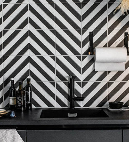 Vloertegel Vives Maori Goroka Grafito 20x20 cm